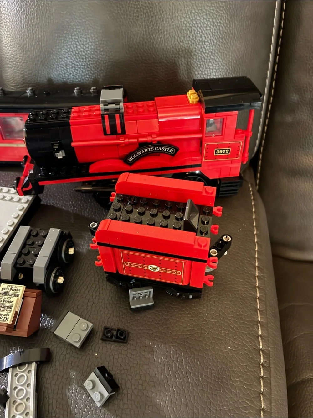 Lego Harry Potter Hogwarts Express Train Set Model #75955